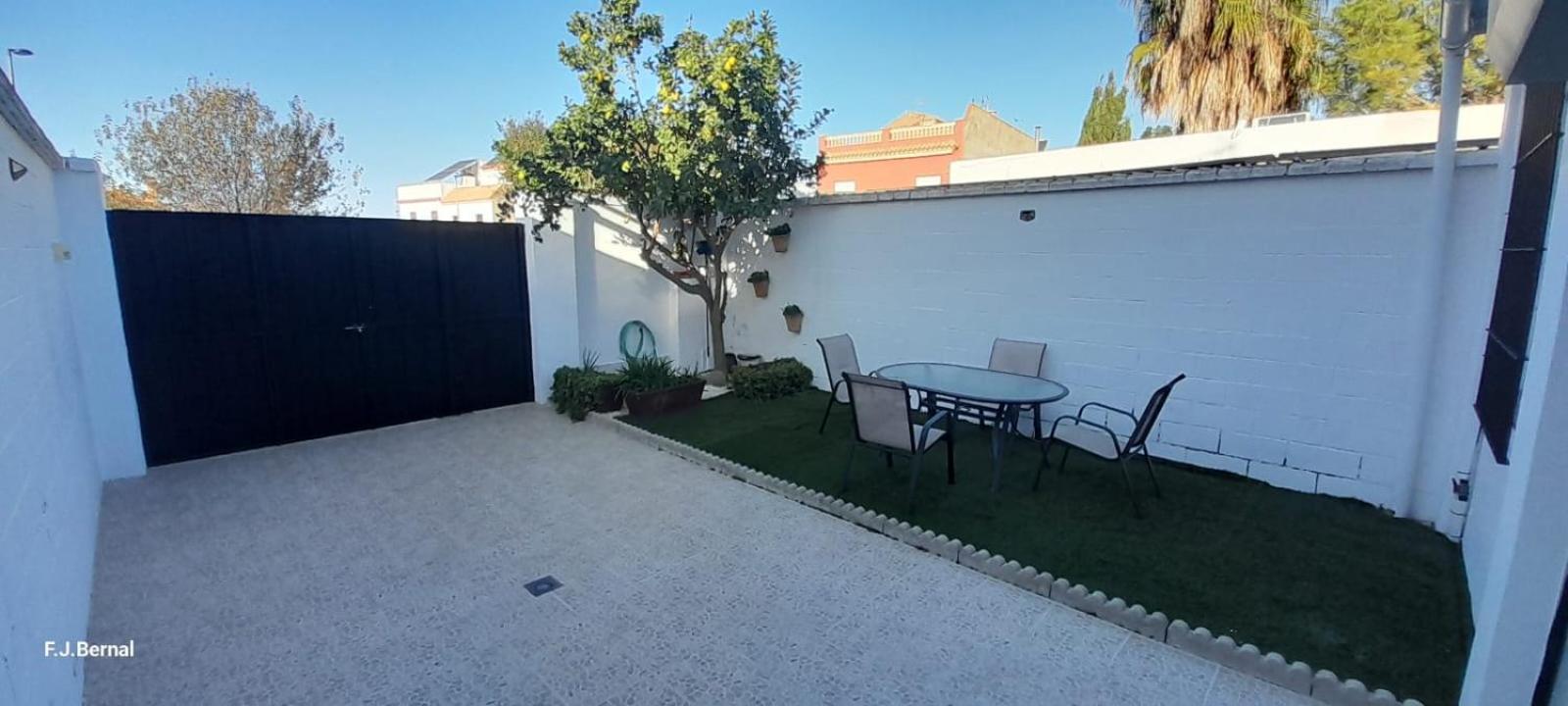 Acogedor Loft A 30 Minutos De La Playa Y Montana Apartment Lebrija Ngoại thất bức ảnh